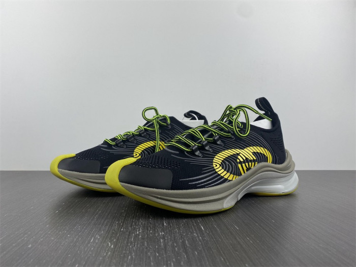 gu run sneaker