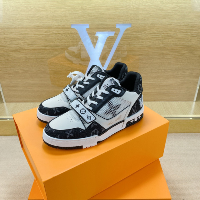 l1vv trainer