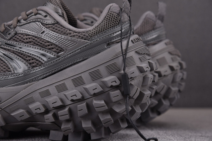 balen defender 685611 w2raa 2000