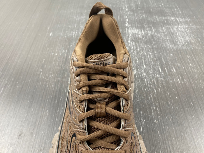 balen defender 685613 w2rb5 2408