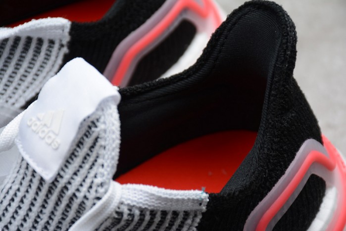 a*d*das ultra boost 2019 cloud white active red - b37703