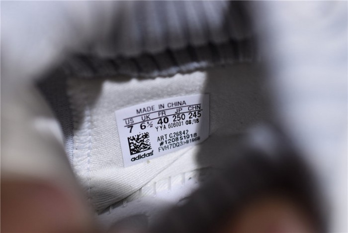 a*d*das ultra boost mid black multi-color - g26841