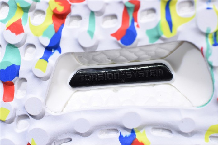 a*d*das ultra boost mid black multi-color - g26841