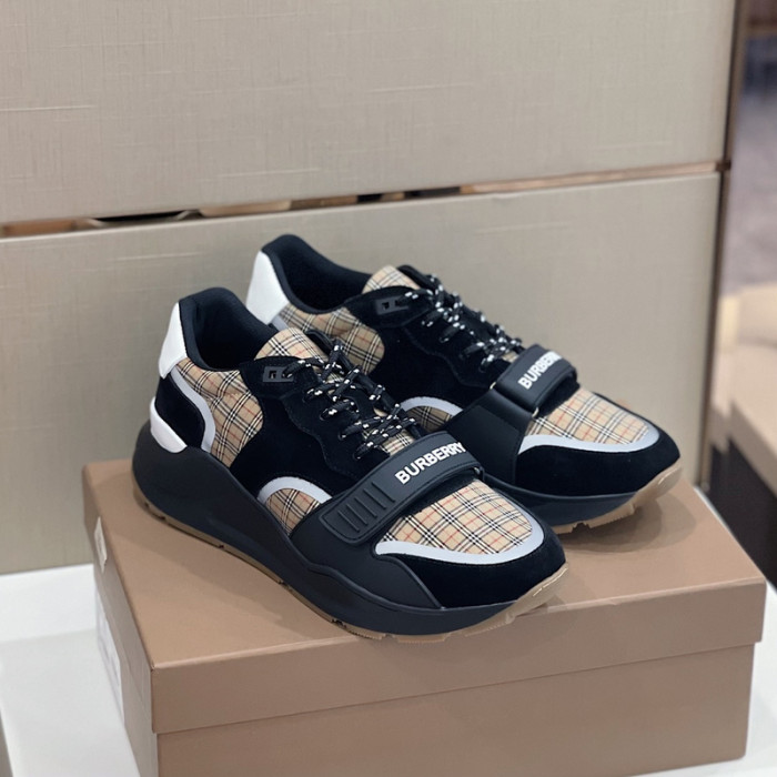 bur*berry sneakers