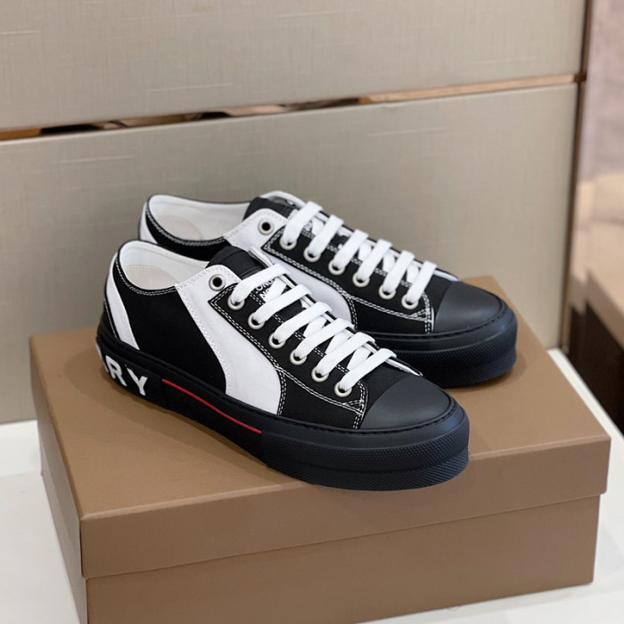 bur*berry sneakers