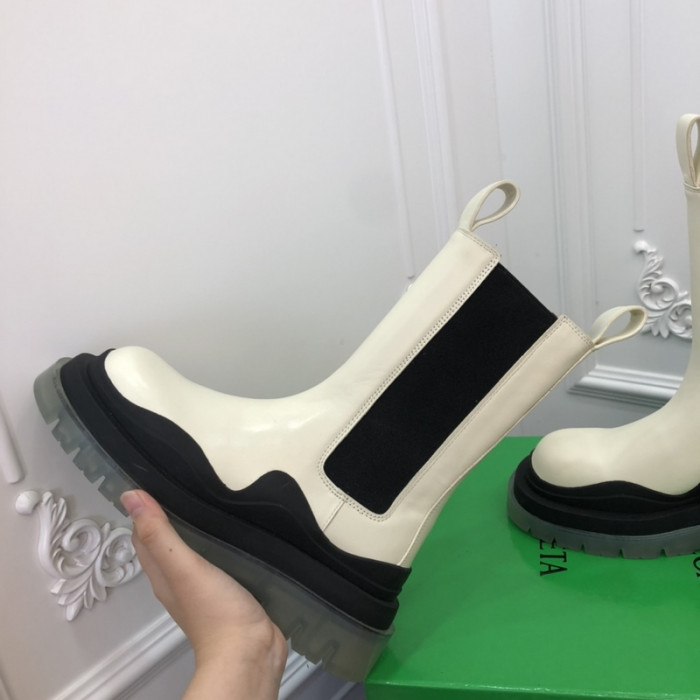 botteg*Ve*ne*ta tire