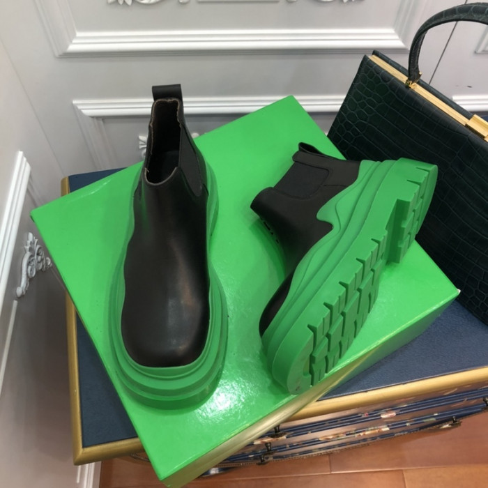 botteg*Ve*ne*ta tire