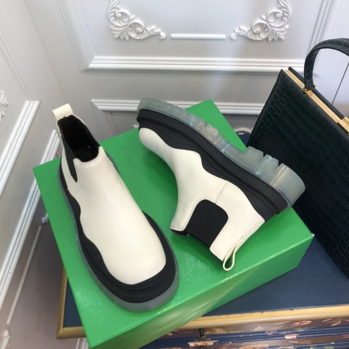 botteg*Ve*ne*ta tire