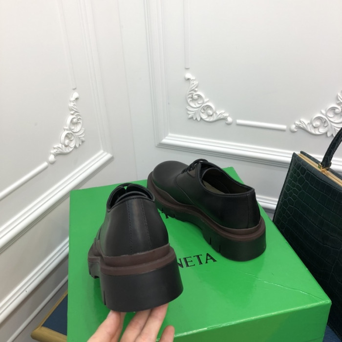 botteg*Ve*ne*ta tire