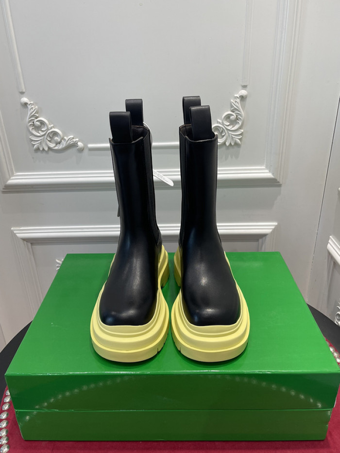 botteg*Ve*ne*ta tire