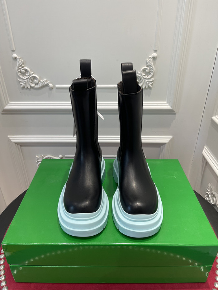 botteg*Ve*ne*ta tire