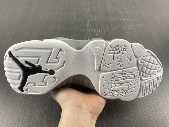 air jordan 9 retro particle grey ct8019-060