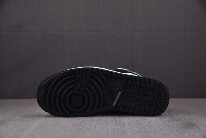 air jordan 1 mid green glow dq8426-103