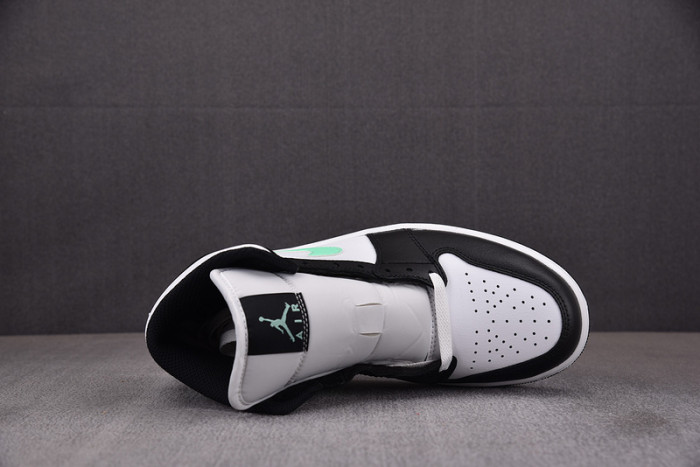 air jordan 1 mid green glow dq8426-103