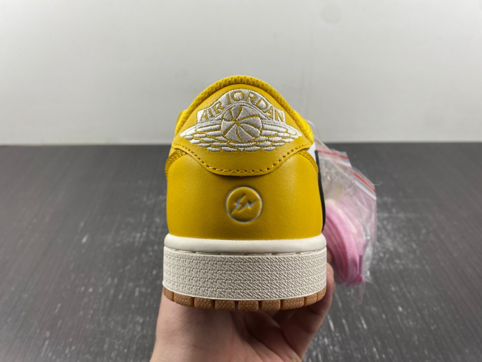 travis scott x air jordan 1 low og “canary dz4137-700