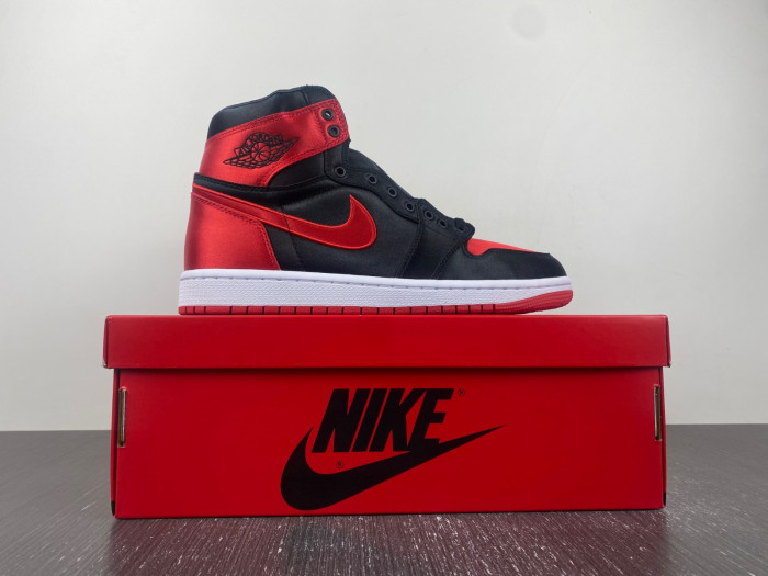 air jordan 1 retro high og satin bred fd4810-061