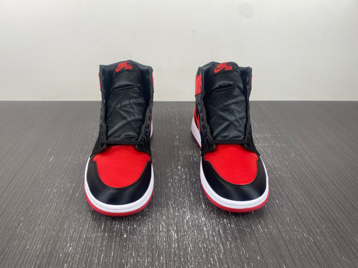 air jordan 1 retro high og satin bred fd4810-061