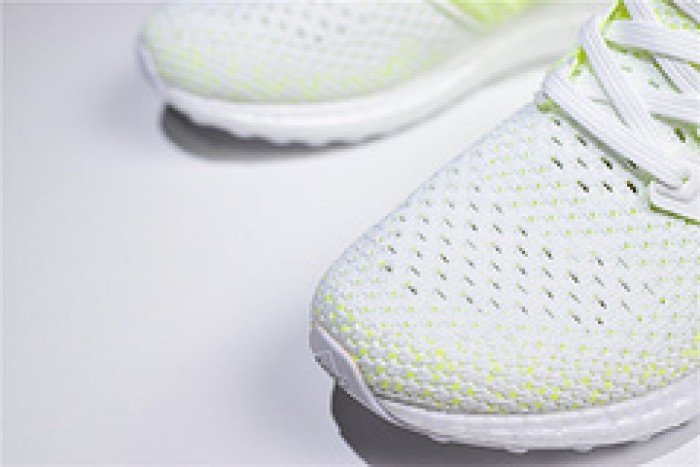 a*d*das ultra boost clima ub4.0 solar yellow aq0481